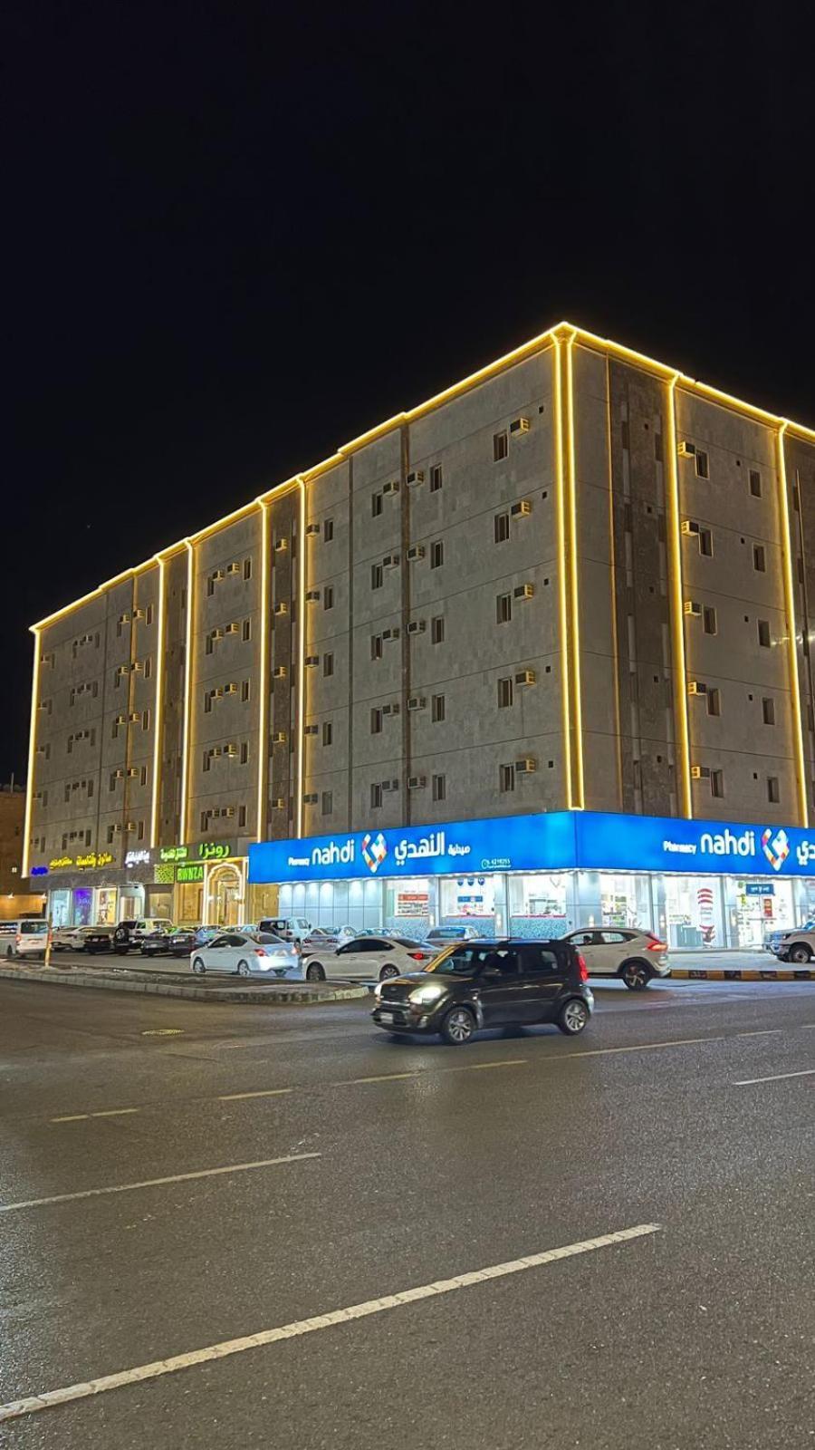 رونزا للوحدات السكنية المفروشة Rwnza Hotel Apartments 塔布克 外观 照片